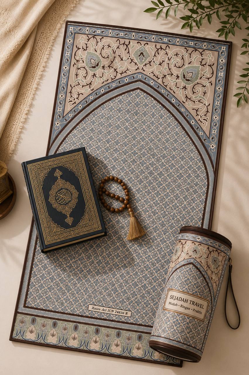 Premium Travel Prayer Mat – Cairo Serenity